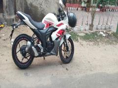 Suzuki Gixxer SF